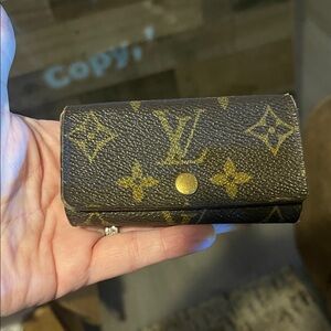 Louis Vuitton Classic Monogram Key Holder